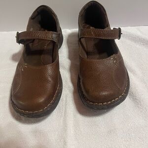 Bass Brown Women’s Dress Shoes with Strap